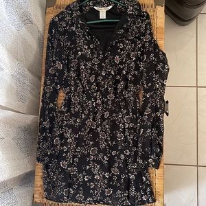Long-sleeved Black Dress with whimsical flowers. Mimi China size Med